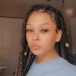 Meet your Posher, Jade